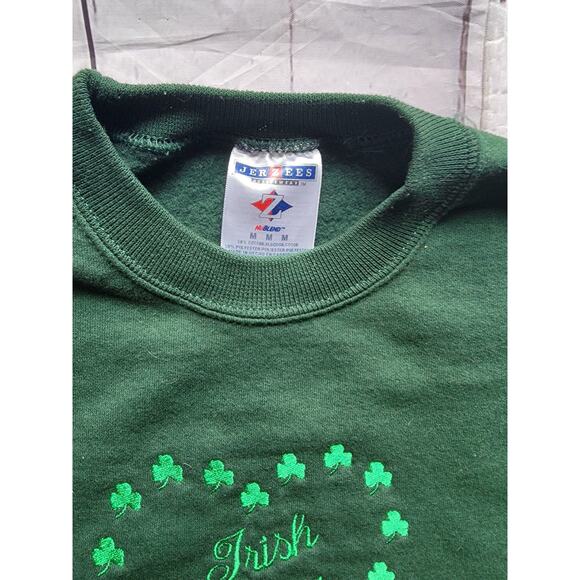 Irish Nana Shamrock Heart Embroidered Green Sweatshirt Jerzees Size M St Patrick - Picture 3 of 7